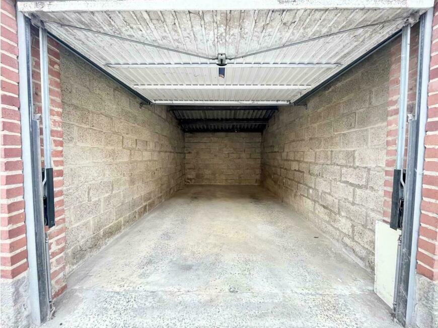 Garage à vendre