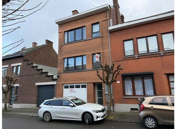 Maison à vendre à 7100 La Louvière - Etude du Notaire Marc Faucon