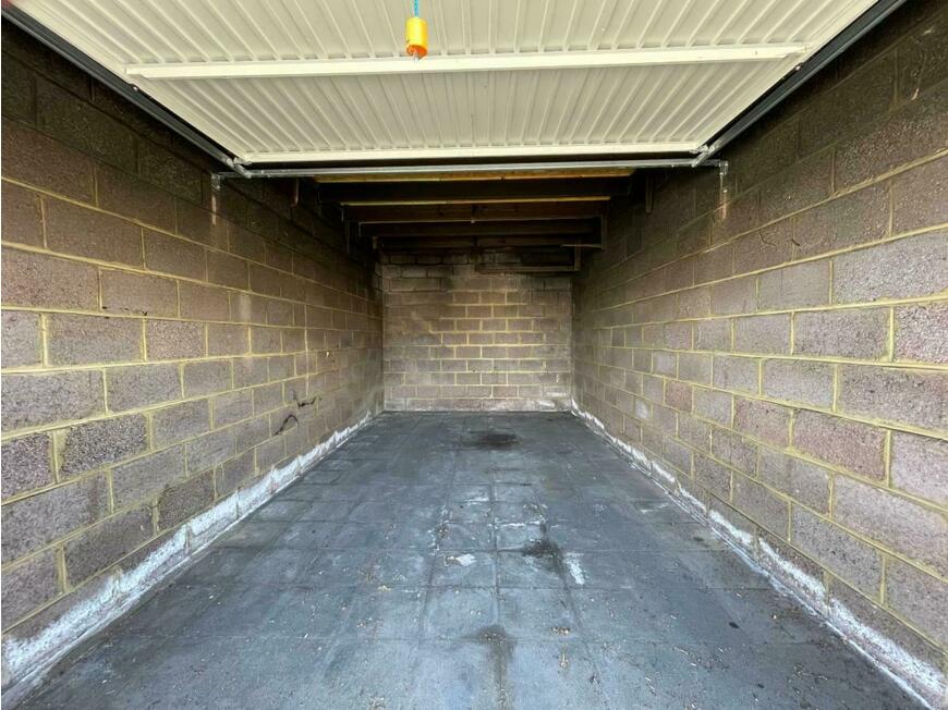 Garage à louer
