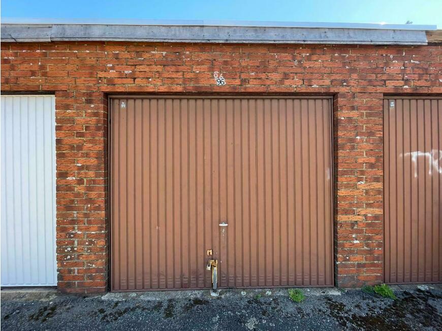 Garage à louer