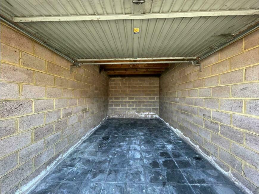 Garage à louer