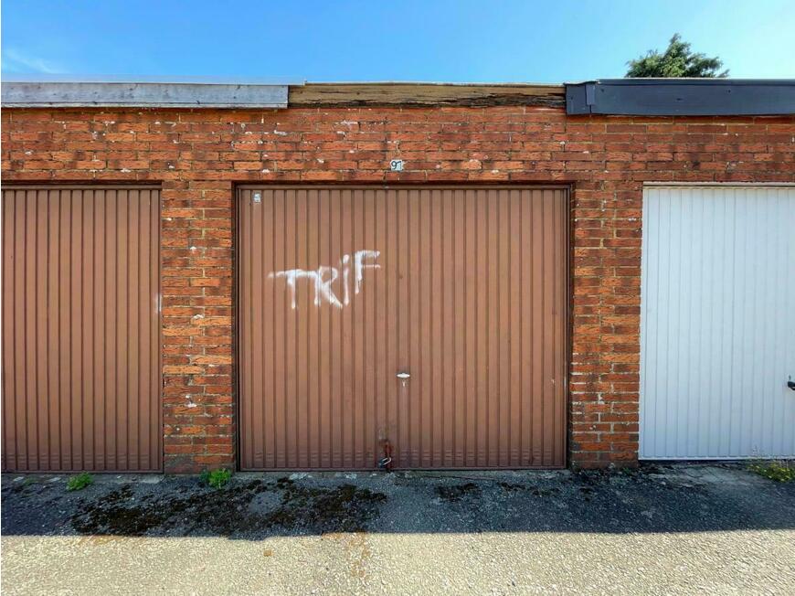 Garage à louer