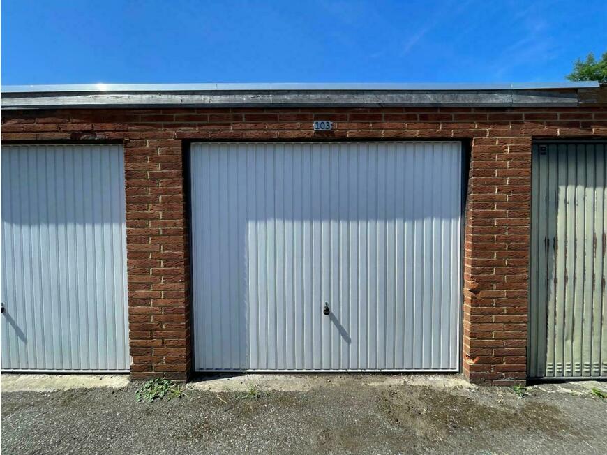 Garage à louer