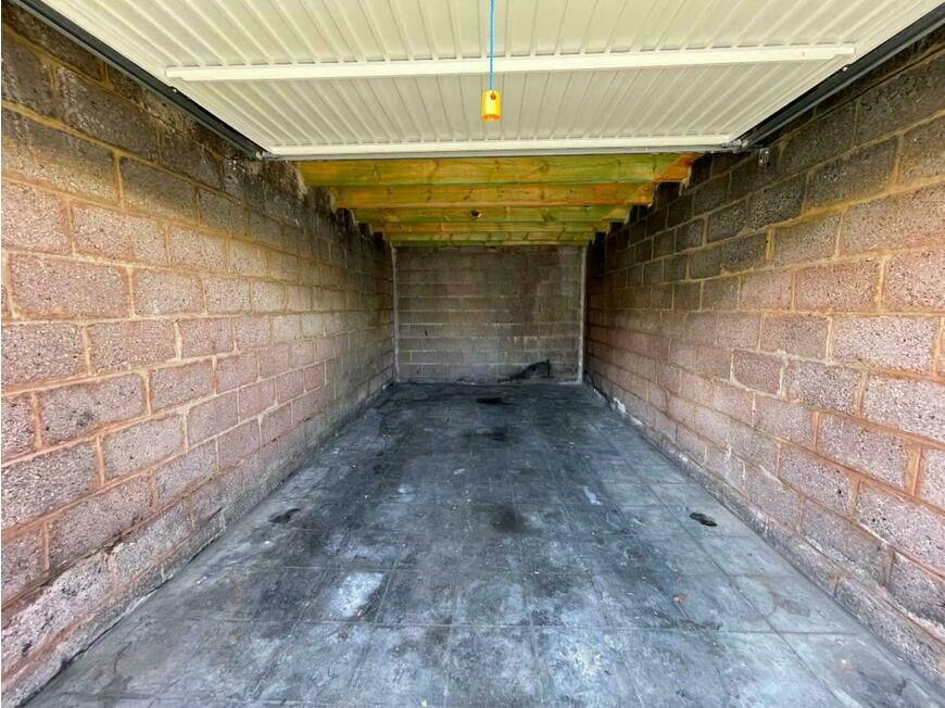 Garage à louer
